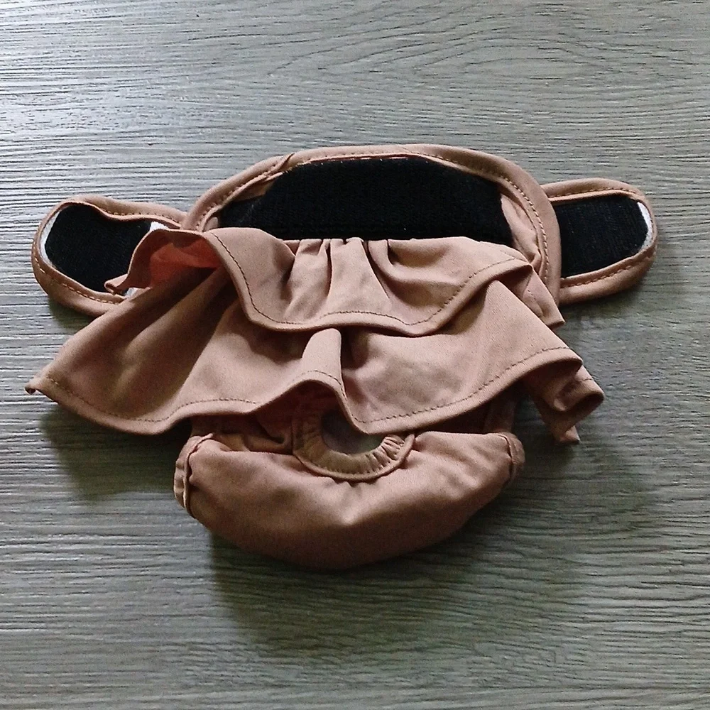 Wegreeco tan reusable female ruffle dog diaper heat bladder issue Sz S NWOT